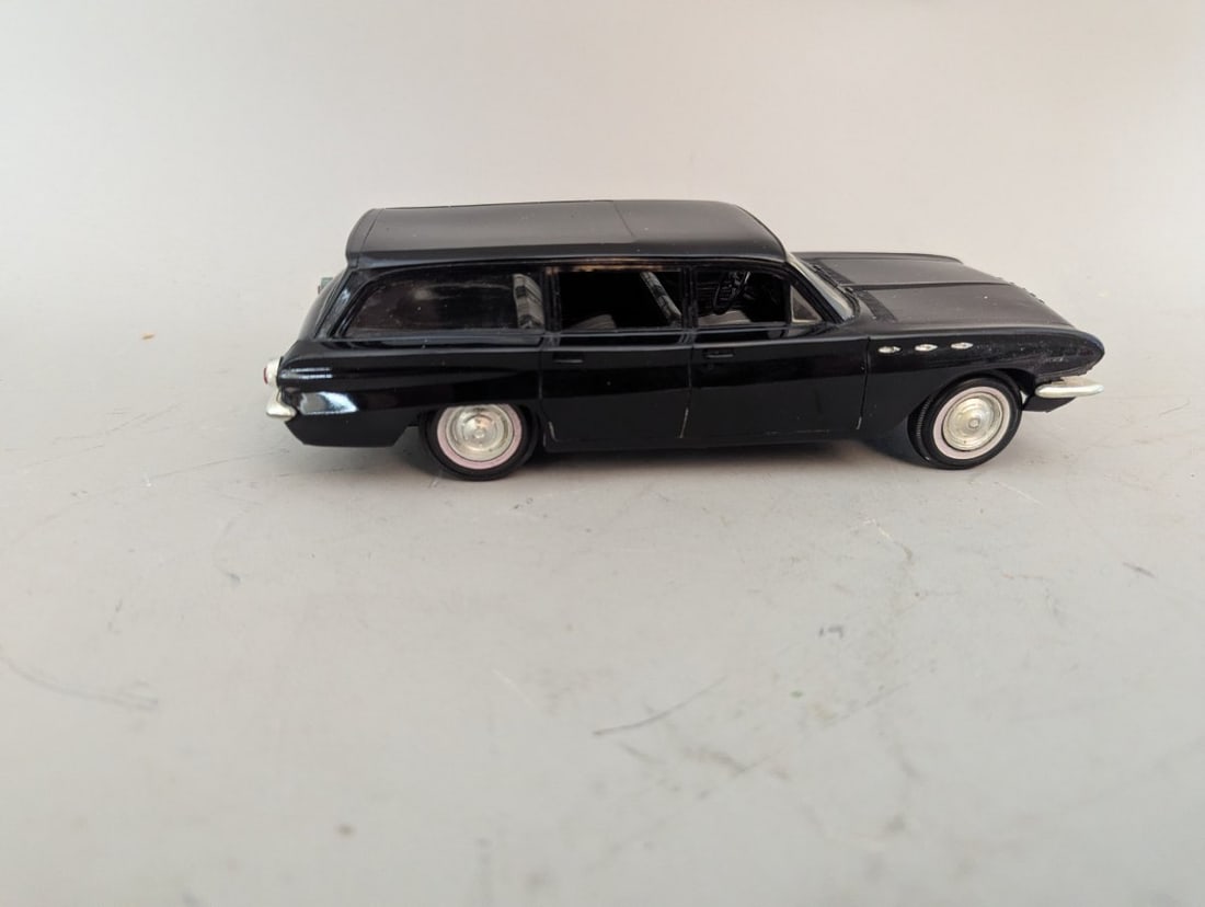 AMT 1961 Buick Special Station Wagon Vintage Promotional Model Collectible - 3