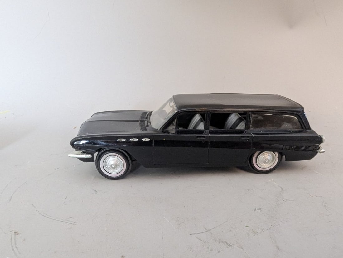 AMT 1961 Buick Special Station Wagon Vintage Promotional Model Collectible - 4