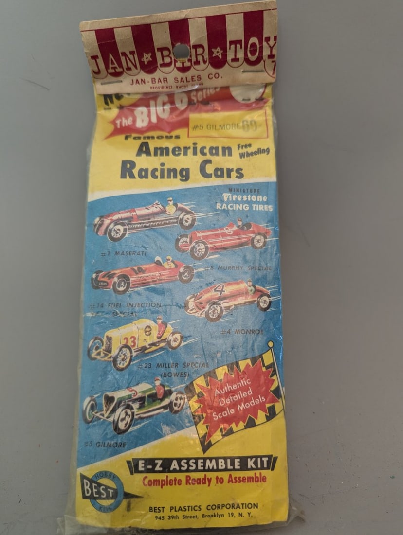 Vintage Jan-Bar Toy Gilmore Special Racing Car Model Kit Best Plastics NOS Sealed: **Important** Please read below description on how to avoid high shipping costs. Up for auction is a remarkable Vintage Jan-Bar Toy / Best Plastics 'Gilmore Special' Racing Car Model Kit, measuring 10