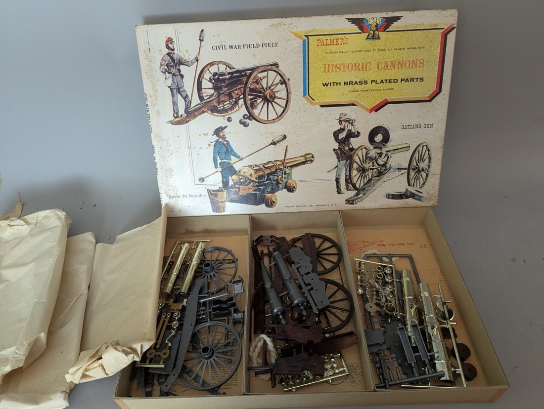 Palmer Historic Cannons Model Kit Set - Civil War, Naval 24 Pounder, Gatling Gun (1 of 7)