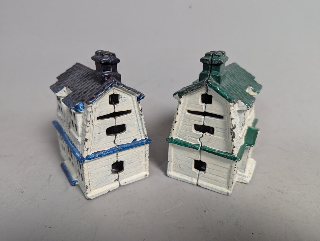 John Wright Cast Iron Cottage String Holder Pair Vintage Collectibles Blue Green Roof (1 of 6)