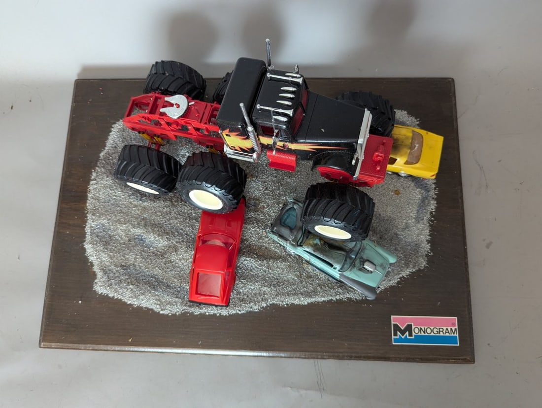 Monogram Devastator Monster Truck Store Display Diorama Vintage Point-of-Sale Collectible - 3