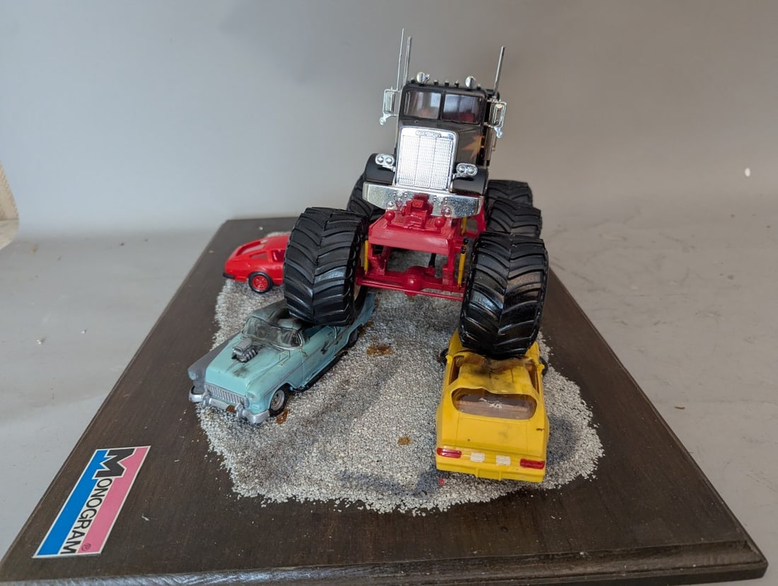 Monogram Devastator Monster Truck Store Display Diorama Vintage Point-of-Sale Collectible - 4