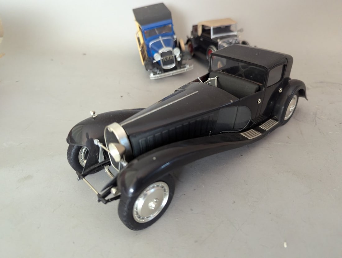 Collection of Vintage Assembled Plastic Model Kits American European Cars Classic Antiques - 8