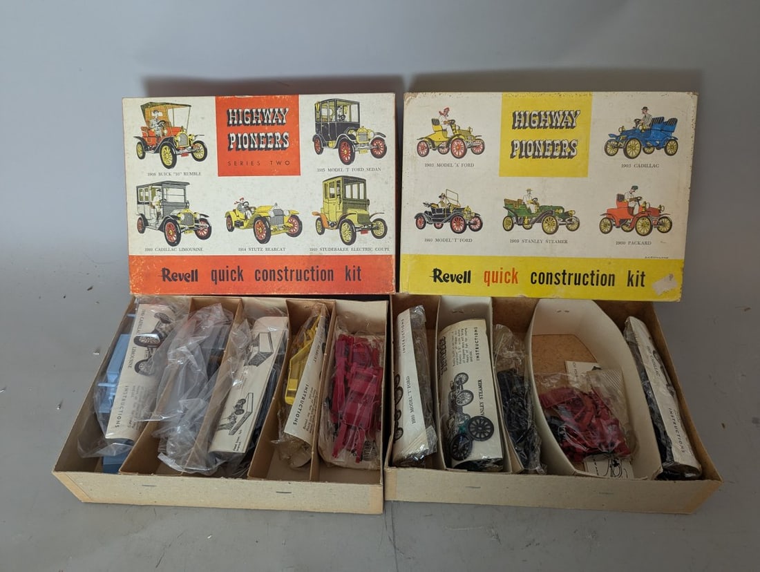 Revell Highway Pioneers Model Kits Series One and Two Vintage Car Collection (1 of 9)