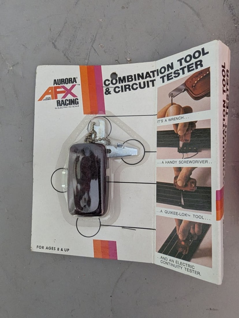 Assorted Vintage Slot Car Accessories Lot Including KF Dynamometer and Tools - 3