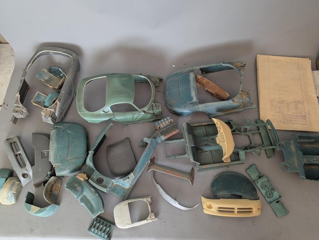 Ertl 1992 Dodge Viper 1:25 Scale Model Pre-Production Prototype Design Lot: **Important** Please read below description on how to avoid high shipping costs. This unique lot features a collection of pre-production materials for the iconic 1992 Dodge Viper model. One piece is