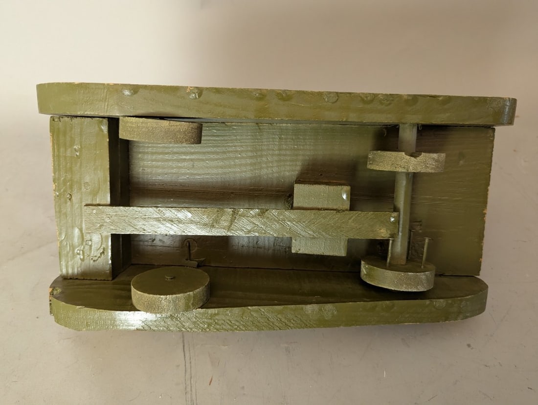Vintage ND Cass Wooden Pull Toy Tank Military Collectible Unique Broken Cannon - 7