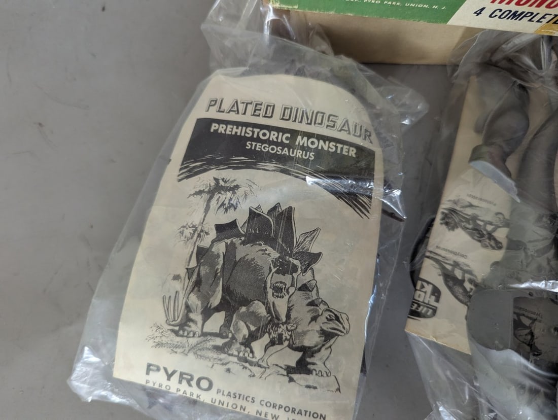 Vintage Pyro Prehistoric Monsters 4 Complete Kits Model Set Dinosaur Collectible - 5