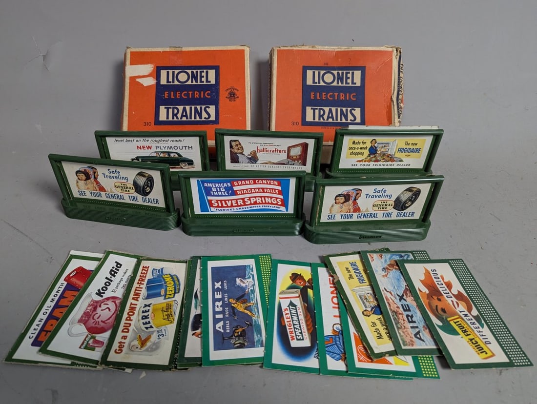 Vintage Lionel No. 310 Billboard Set Collectible Railroad Accessories (1 of 7)
