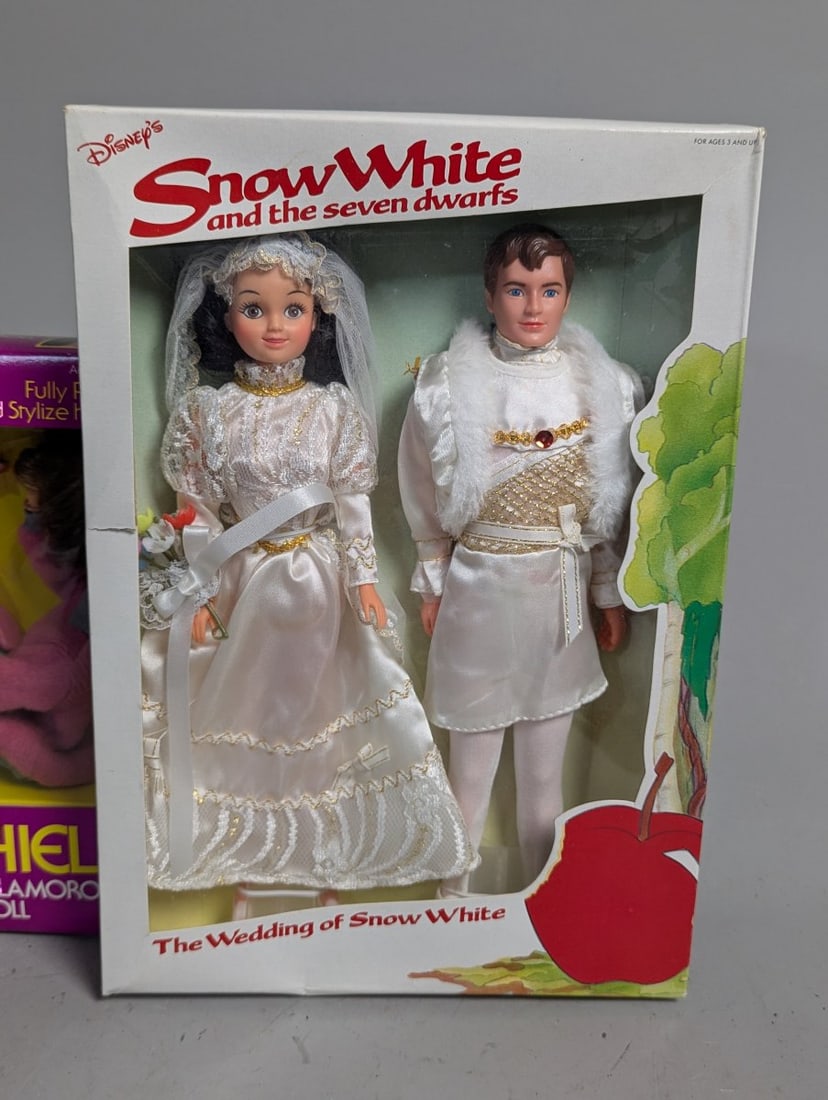 Lot of 3 Vintage Dolls Betty Boop Brooke Shields Snow White New Old Stock - 4