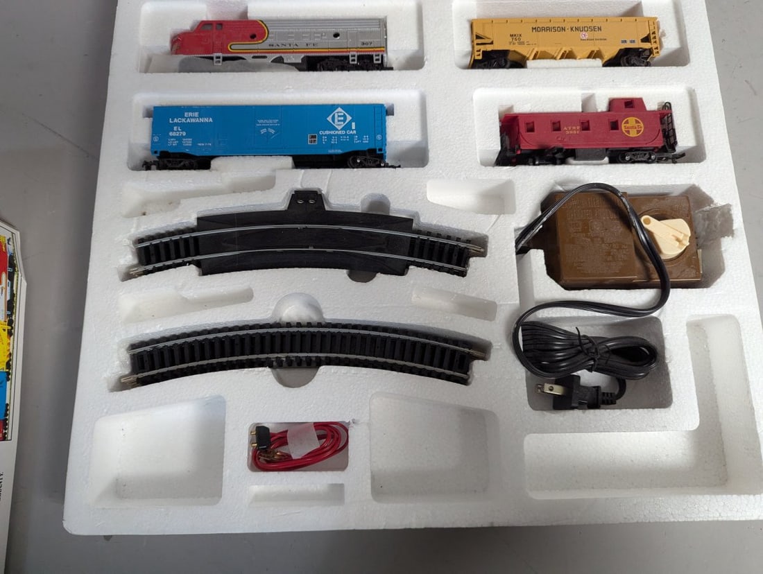 Vintage Bachmann HO Scale Electric Train Sets Collection Diesel Express Hustler Rail King - 7