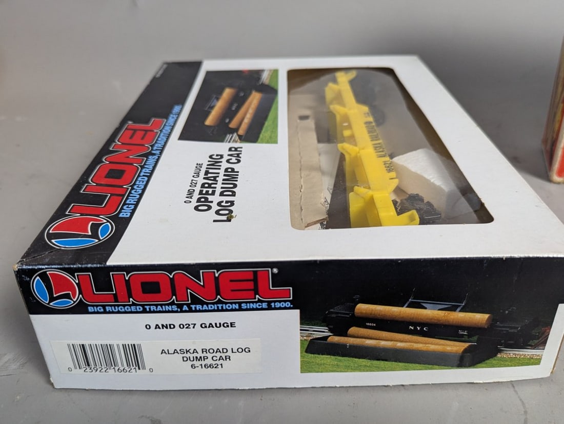 Lionel O/O27 Gauge Operating Log Dump Cars Collectible Model Trains Lot - 3
