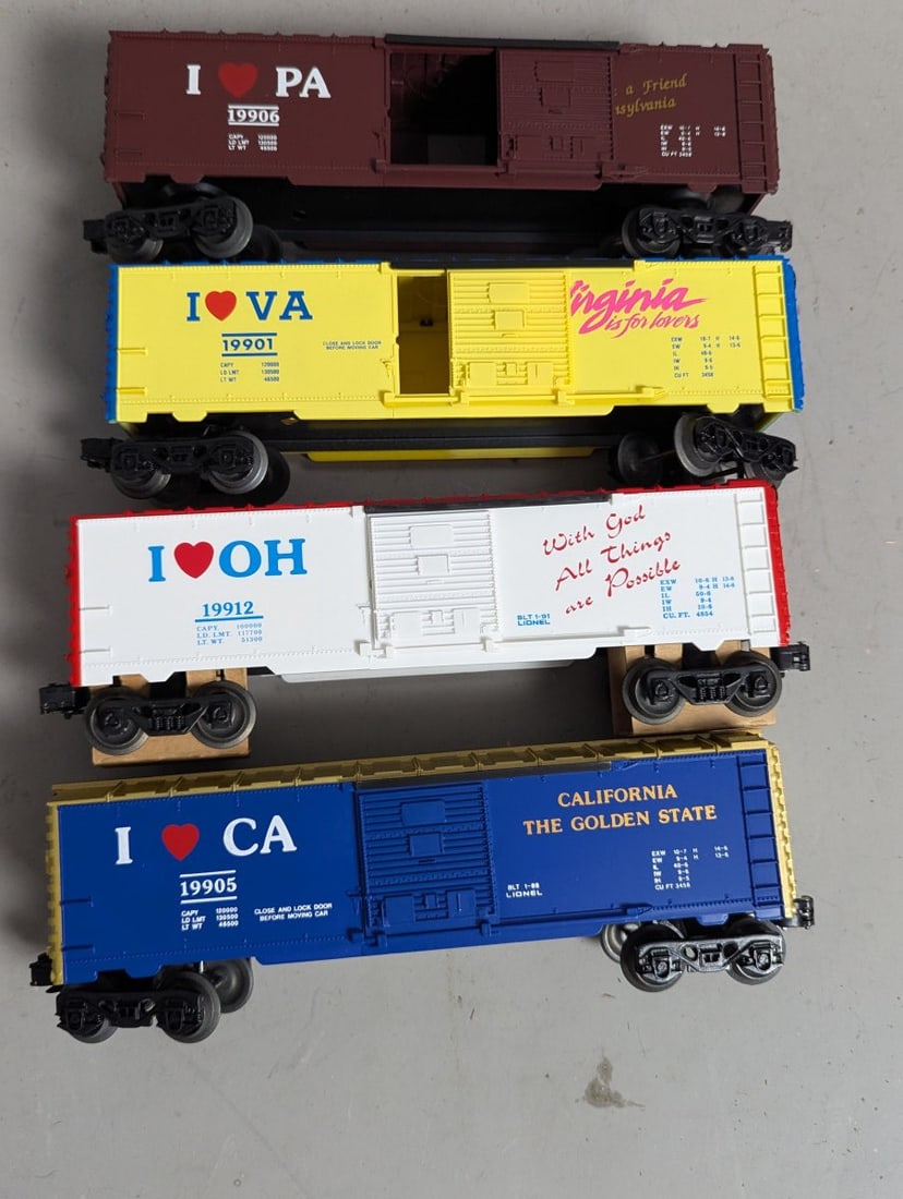Lionel O-Gauge I Love Boxcar Collection from 1990s - Pennsylvania Virginia California Ohio - 2