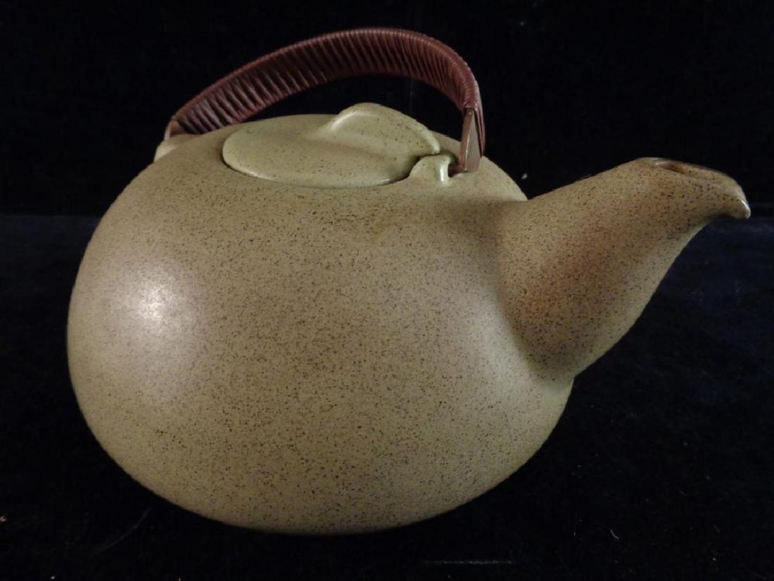 Vintage Heath Pottery Teapot (1 of 5)