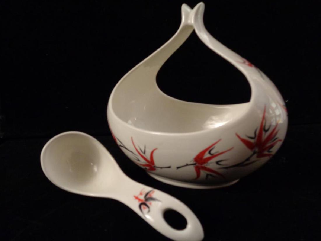 Eva Zeisel Hallcraft Gravy Boat Bowl & Spoon: Holiday pattern with matching ladle spoon. Excellent condition. 6.25" H approx.