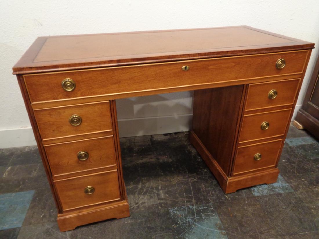 Vintage Leather Top Mahogany Pedestal Desk Mar 10 2019