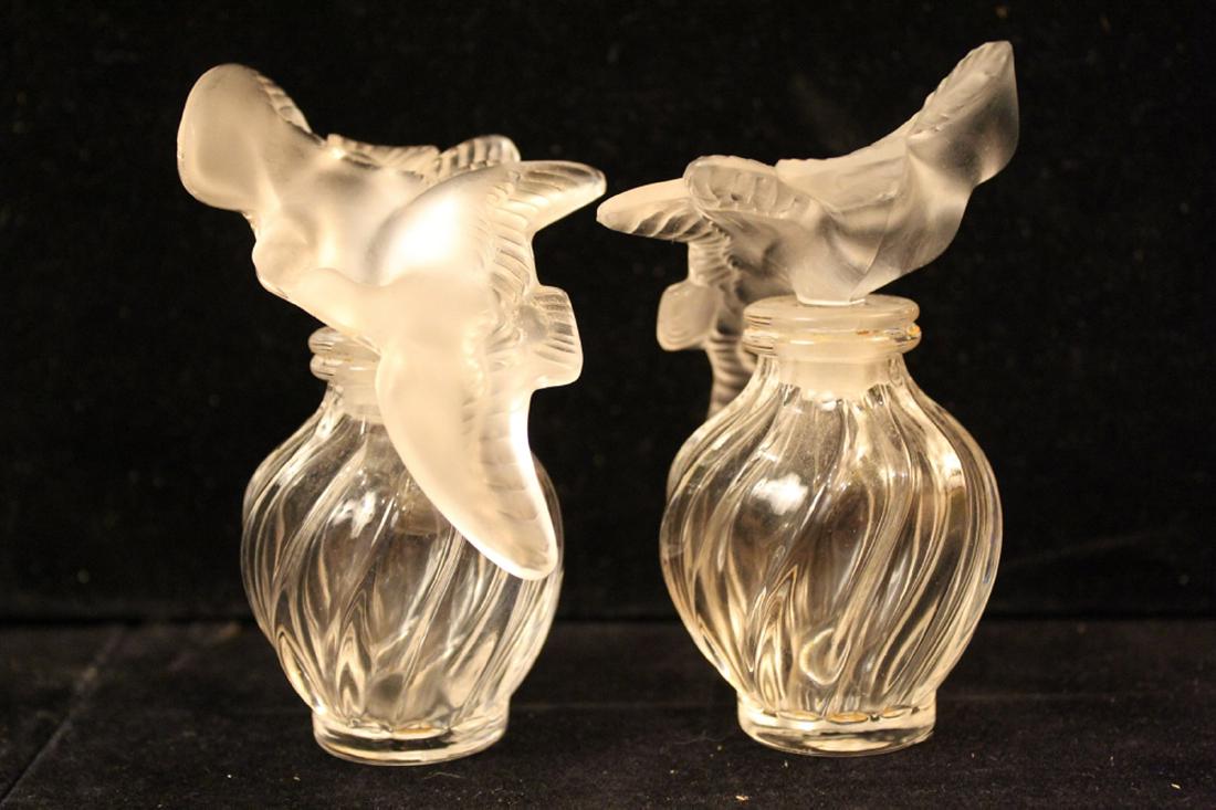 Two Nina Ricci Lalique Perfume Bottles Nina Ricci Lalique in Lalique Art Glass