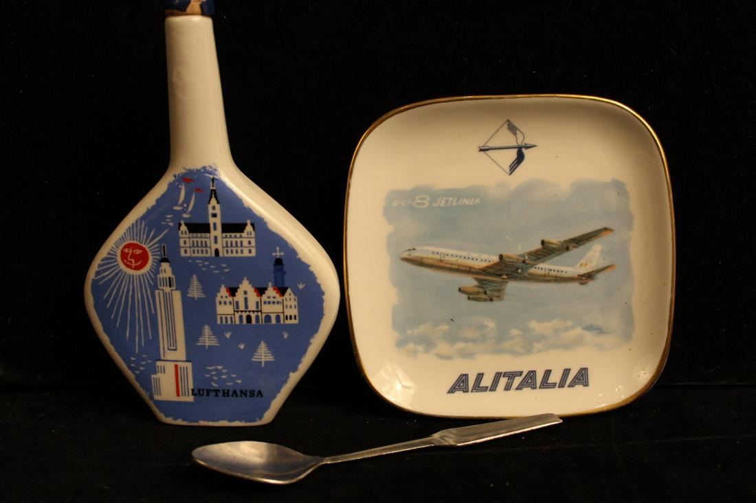 Collection Vintage International Airline Items (1 of 5)