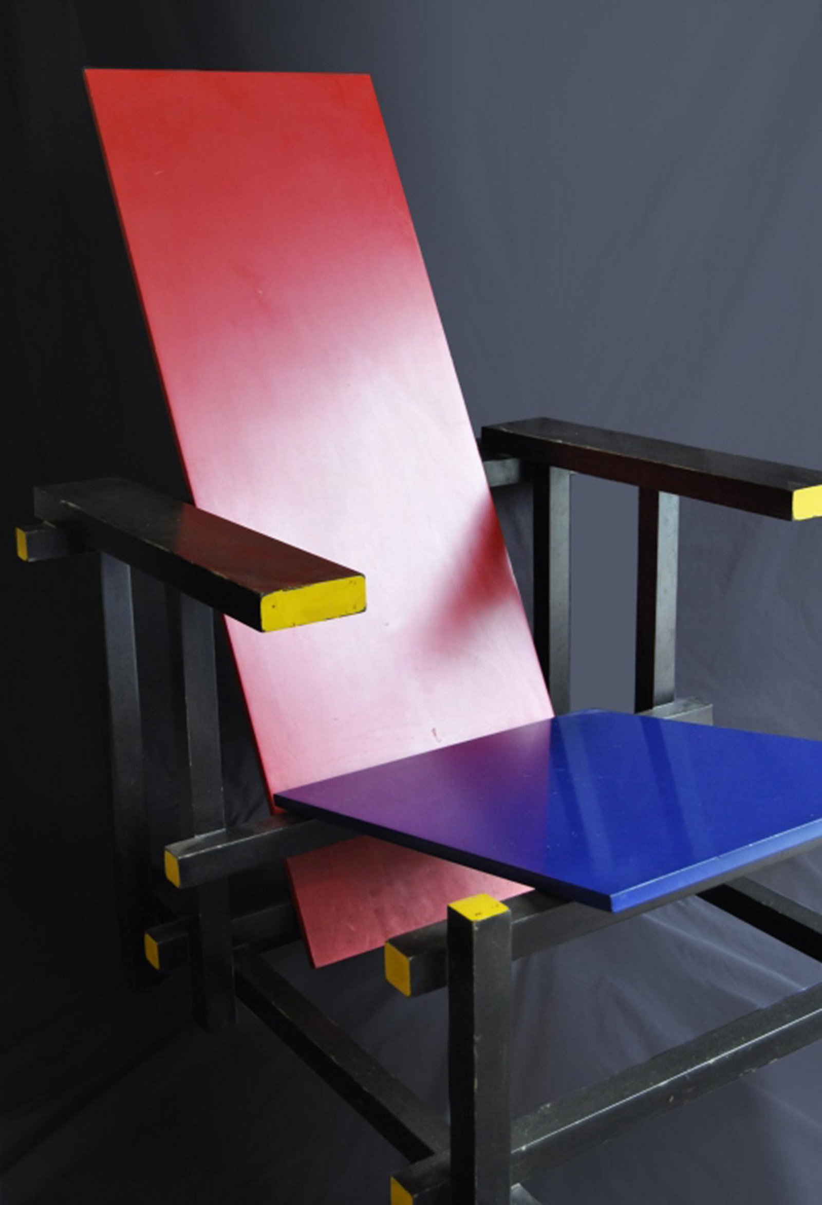Gerrit Rietveld Blue Red Lounge Chair by Cassina: Gerrit Rietveld "Blue and Red" Chair made by Cassina and part of the "Maestri Collection". Chair is stamped on bottom with Cassina's logo and number 779. Chair is in good vintage condition with wear t