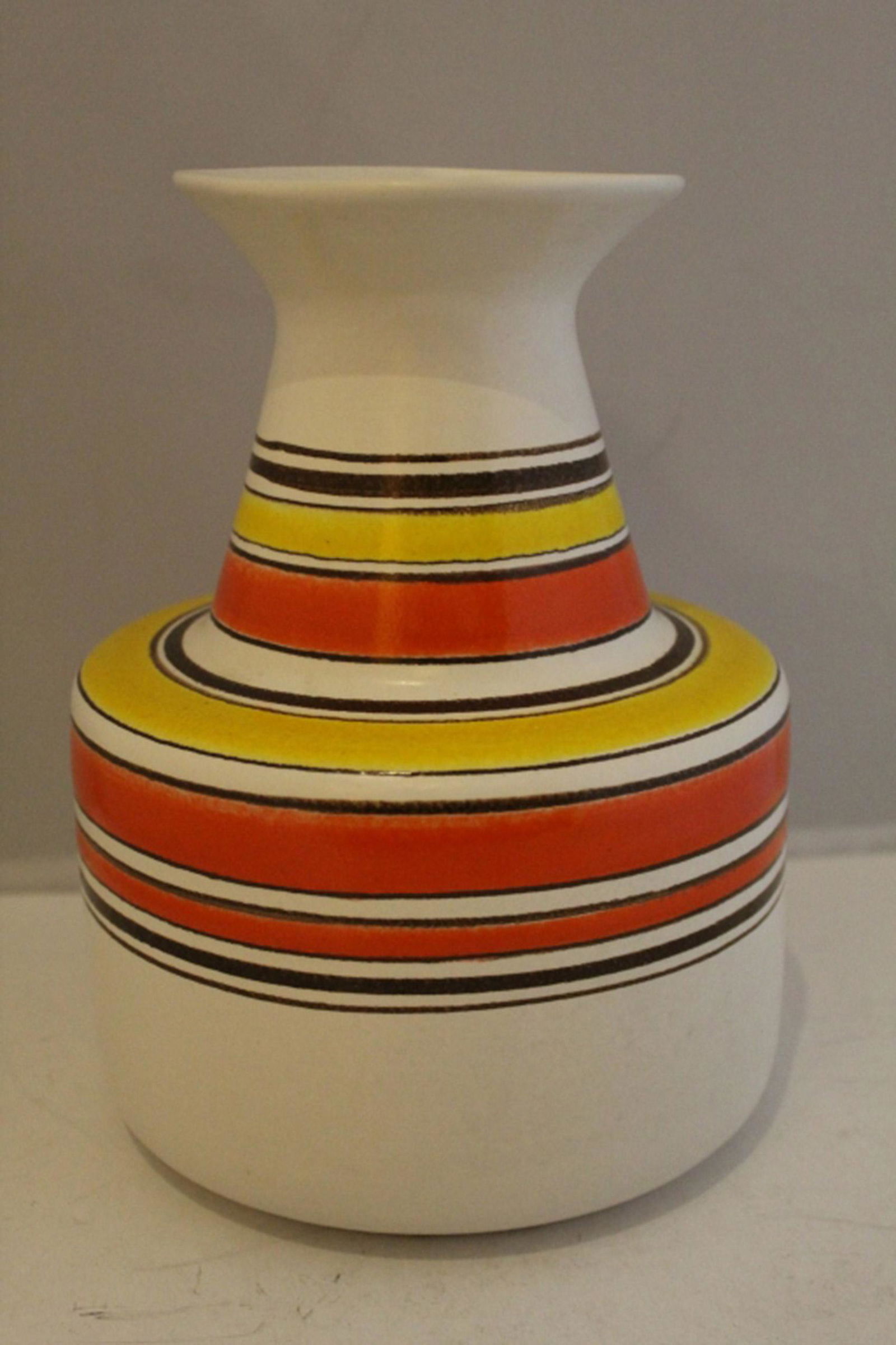 Aldo Londi Bitossi for Raymor Ceramic Vase: European/Italian mid century modern ceramic vase with stripes.. In very good condition. Dimension approximately 7" diameter x 9 1/2".