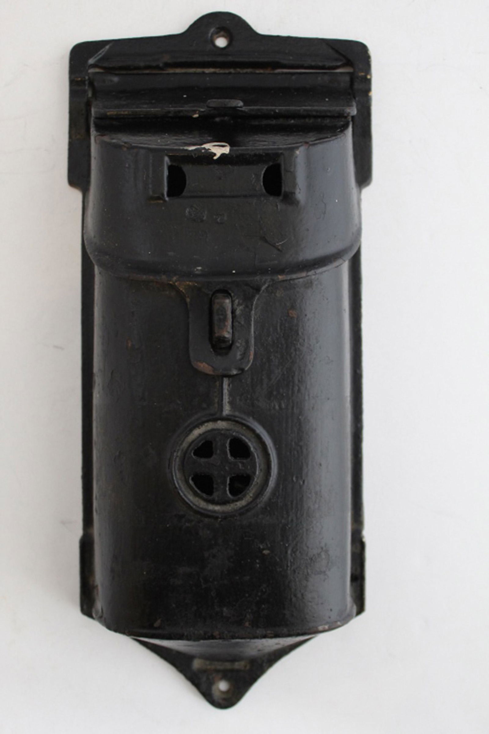 Antique Griswold Cast Iron Mailbox: Raised GRISWOLD ERIE PA mark to inside main lifting lid along with raised 106 and impressed A. Upper lifing lid impressed 105. Good condition with old black painted finish. 13 1/2" x 5 7/8".