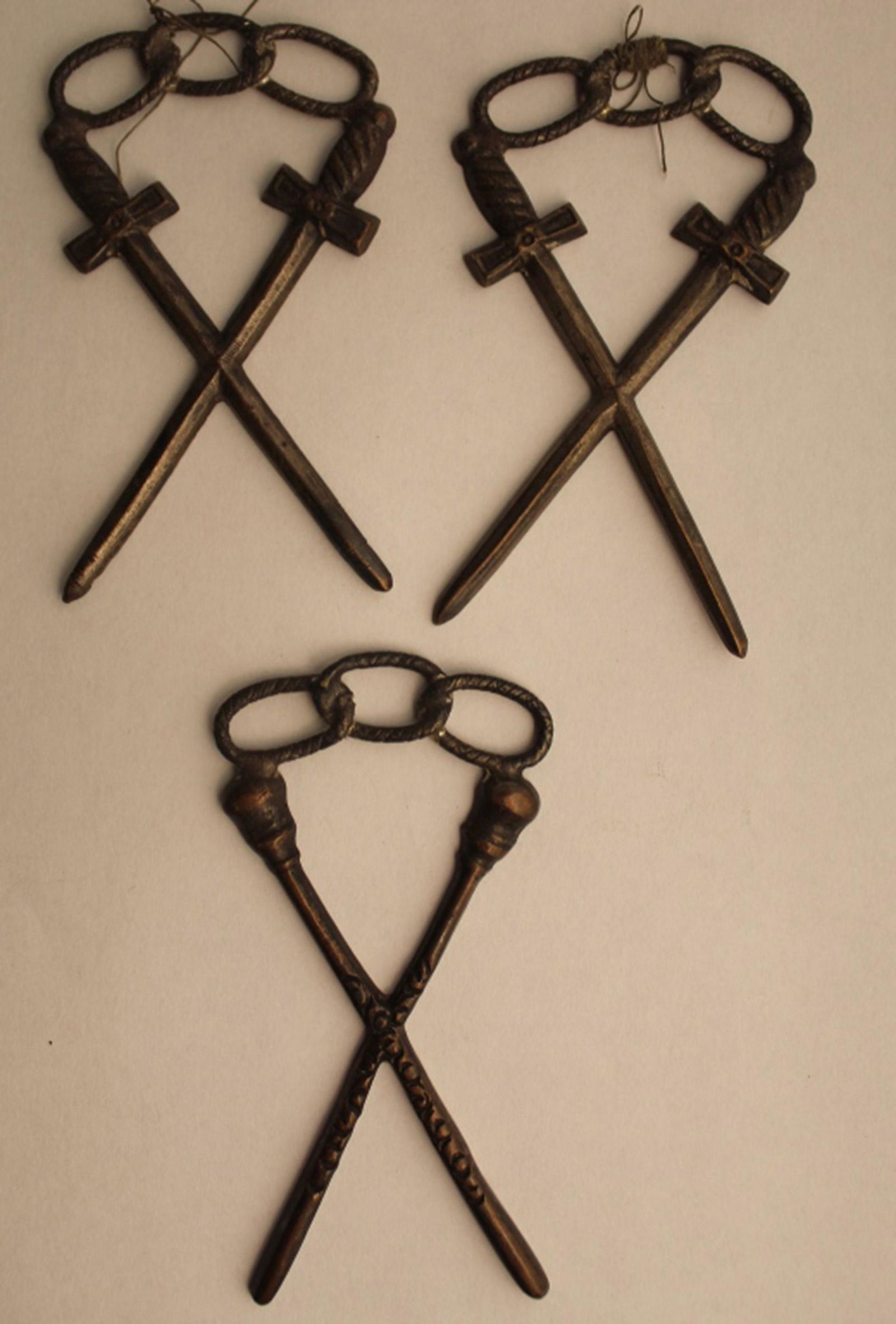 Group Odd Fellows Crossed Sword Officers' Jewels (1 of 4)