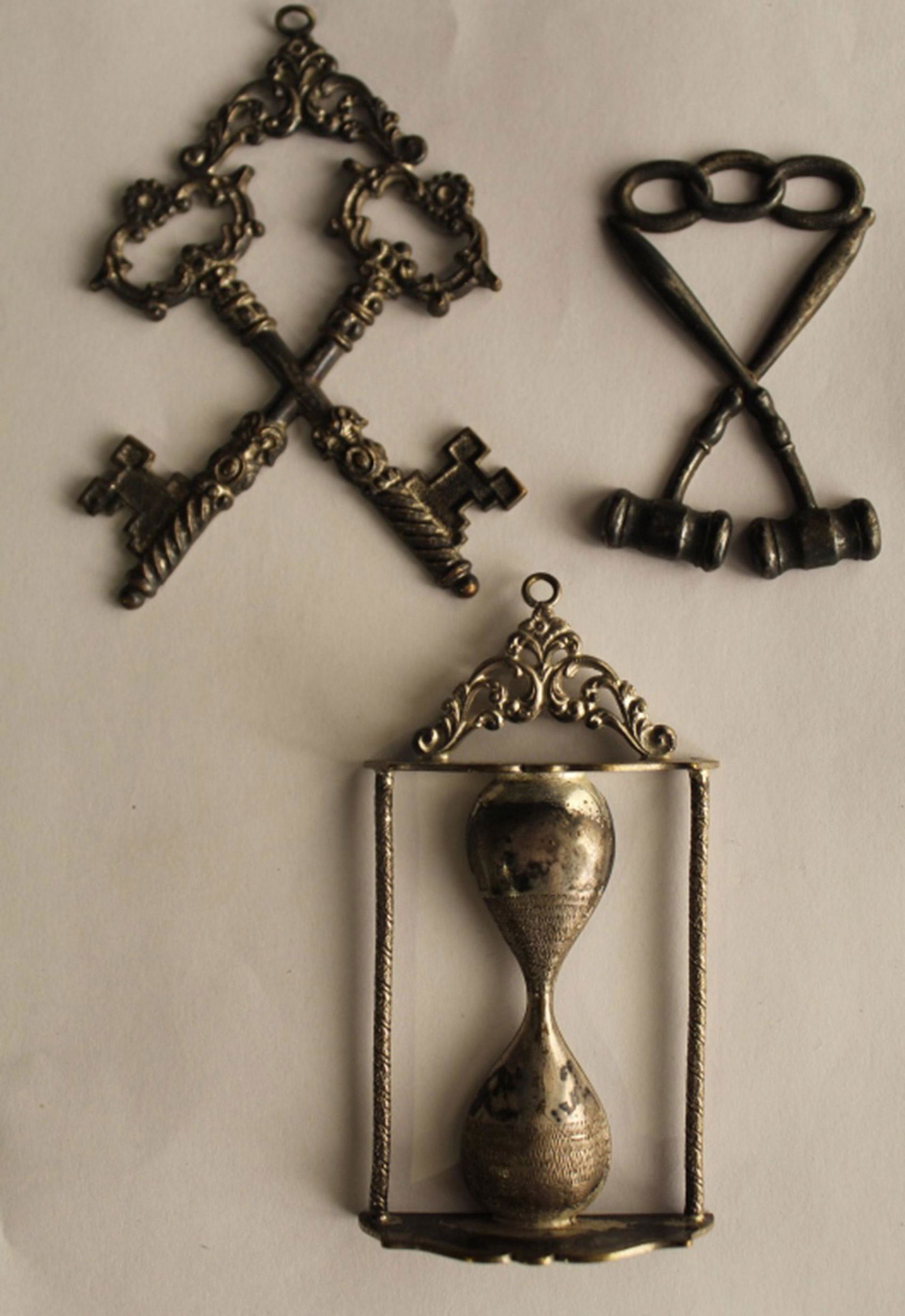 Group Odd Fellows Officers' Jewels (1 of 4)