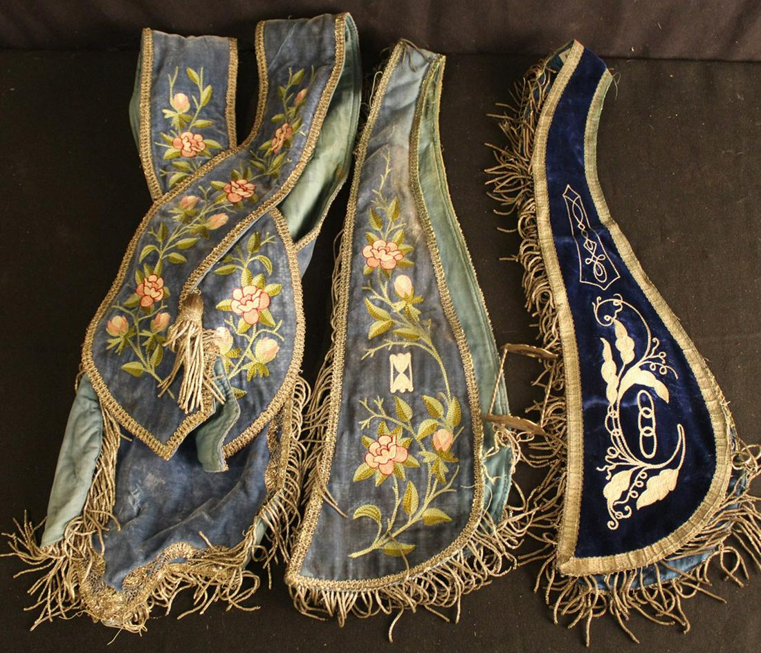 Antique Odd Fellows Silk Velvet Collars & Sash (1 of 4)