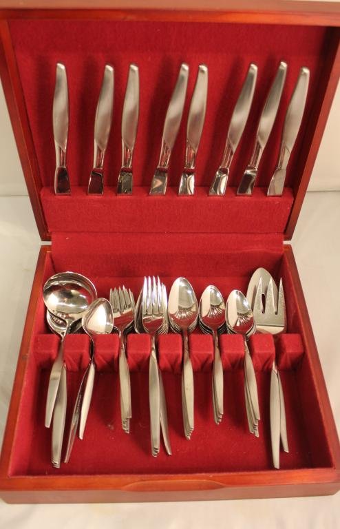 Mid Century Rogers Bros Coronado Flatware Set (1 of 6)