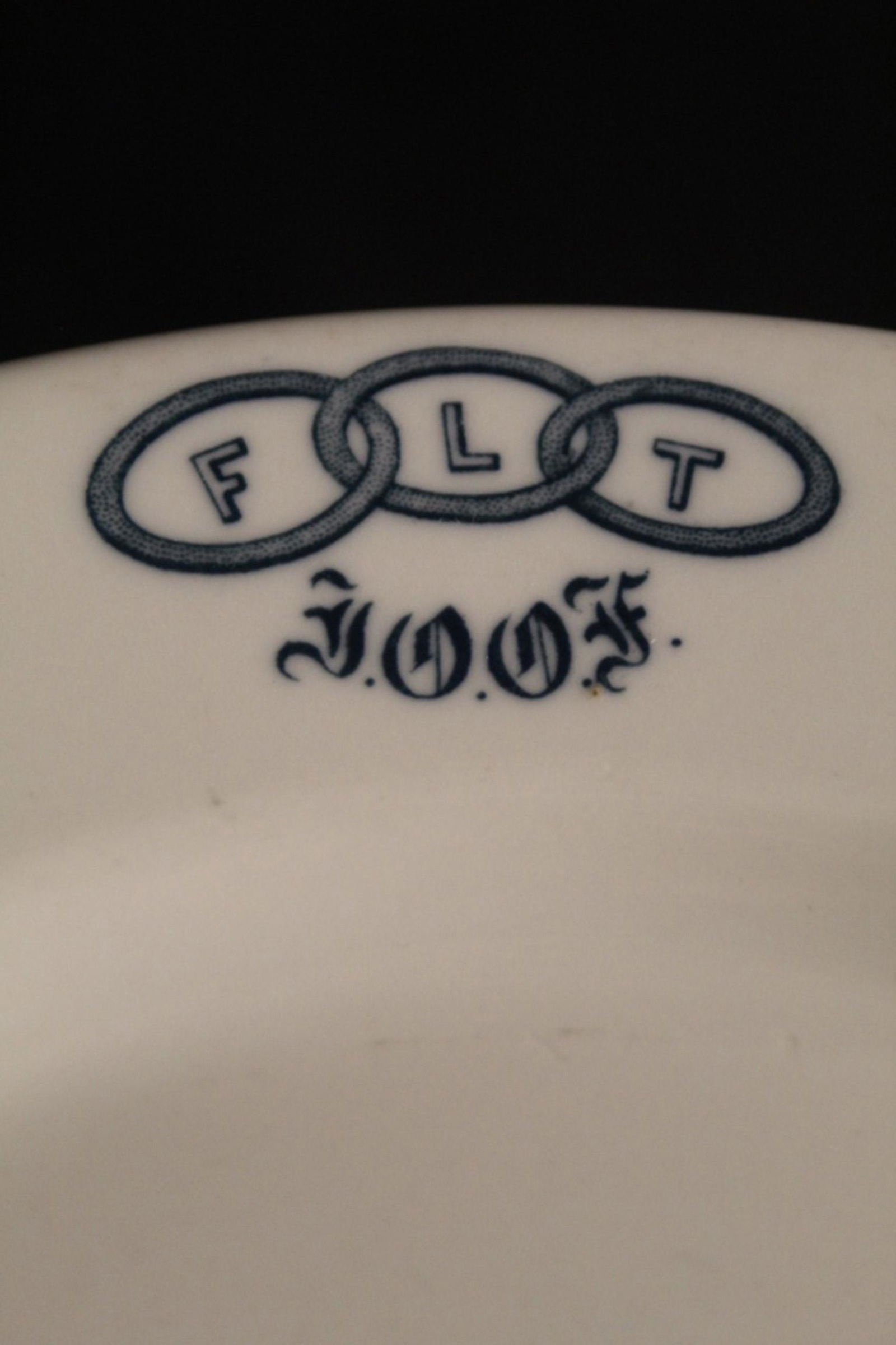 Vintage Odd Fellows Restaurant Ware Dinner Plates (1 of 3)