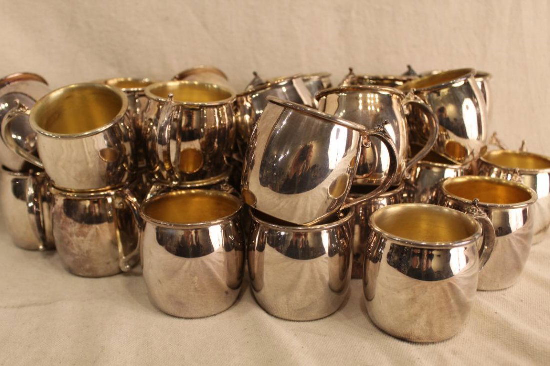 Vintage F.B. Rogers Silver Plate Punch Cups (1 of 5)