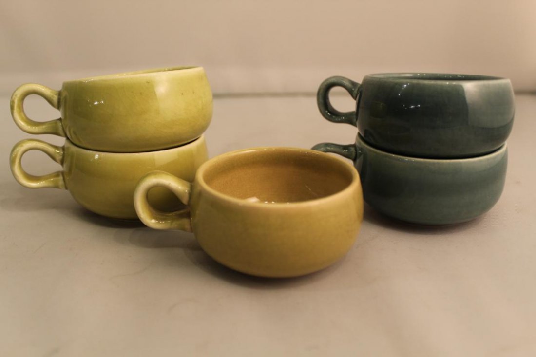 Russel Wright American Modern Demitasse Cups: Group of 5 vintage American Modern pattern demitasse cups designed by Russel Wright for Steubenville China. Excellent condition (crazing to one chartreuse cup). 1.5" H x 2.5" approx.