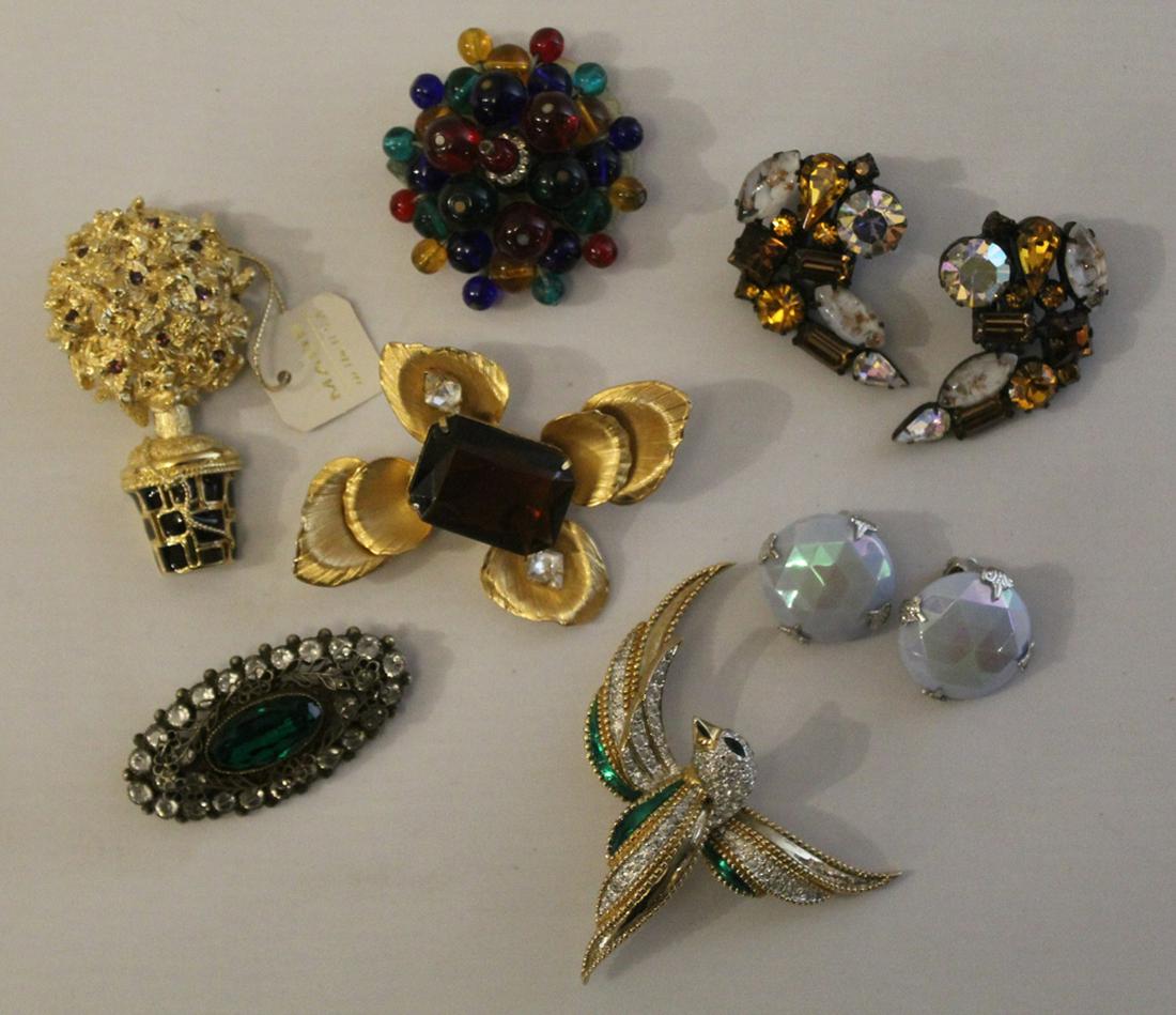 Miriam Haskell & Other Costume Jewelry: Includes: early Miriam Haskell glass bead and rhinestone scarf clip (1.75" dia.), Scaasi gold pin with large center rhinestone, pair Robert rhinestone clip earrings, Somaz bird pin, St. John potted pl