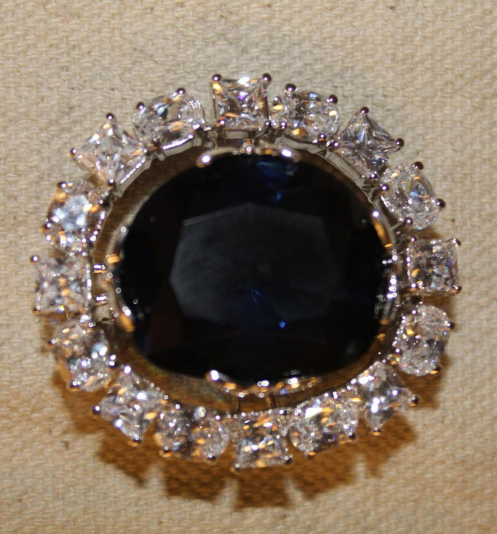 Smithsonian Institution Hope Diamond Replica (1 of 5)