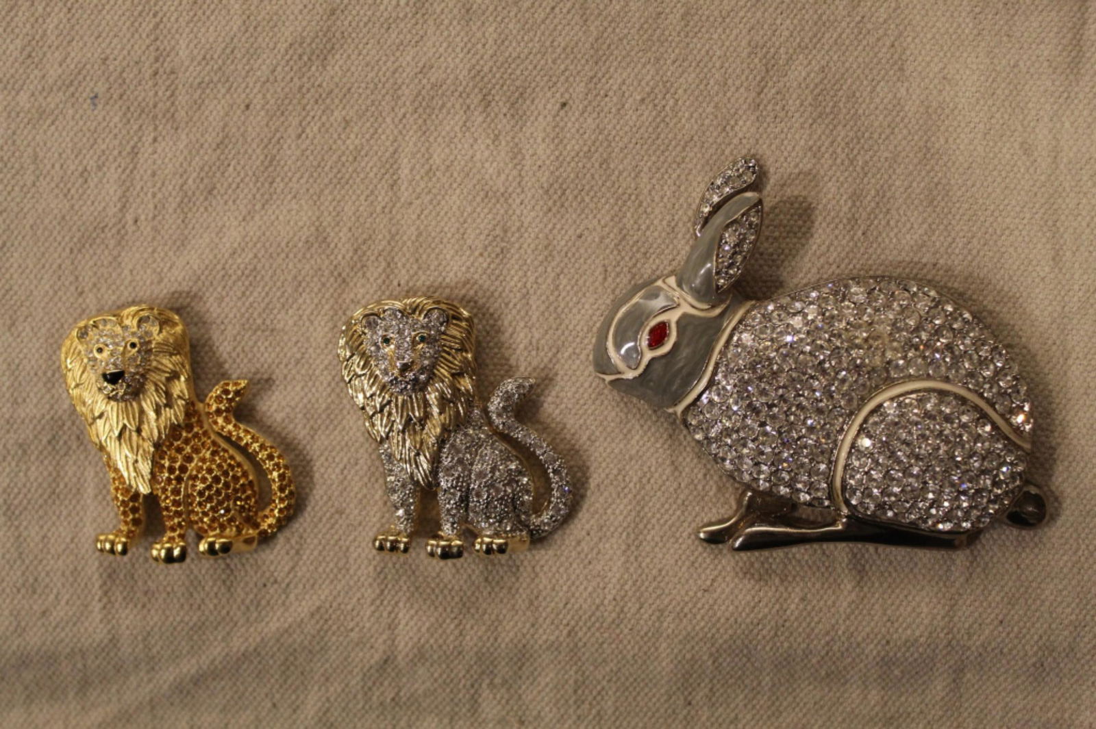 Costume Animal Rhinestone Brooch Pins (1 of 5)