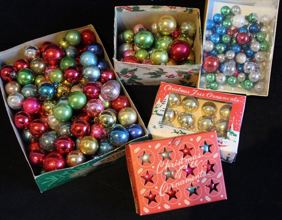 Vintage Glass Christmas Tree Ornaments (1 of 5)
