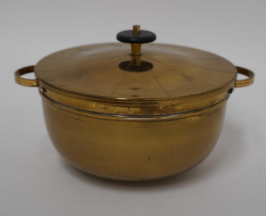 Tommi Parzinger Brass Chafing Dish by Dorlyn (1 of 4)