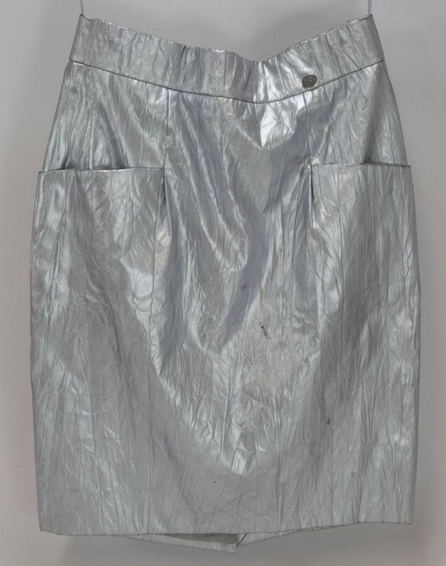 Chanel Silver Metallic Skirt Size 42 (1 of 6)
