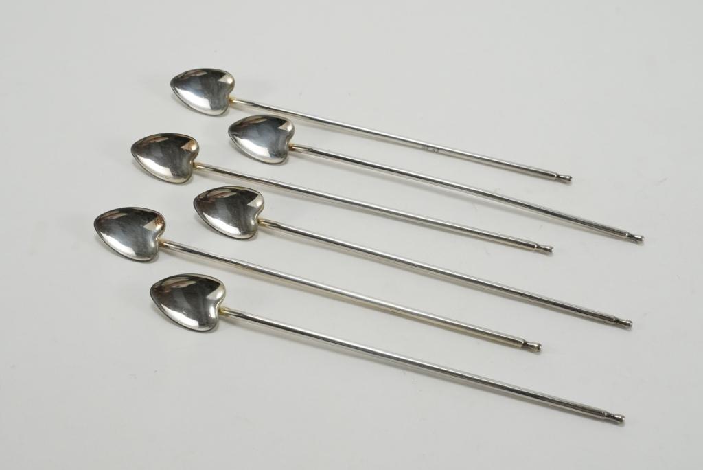 Mid Century Italian Silver Plate Ice Tea Straws: Set of 6 silver plate straws with heart shaped spoons. Marked PM ITALY. Excellent condition. 8.25" L.