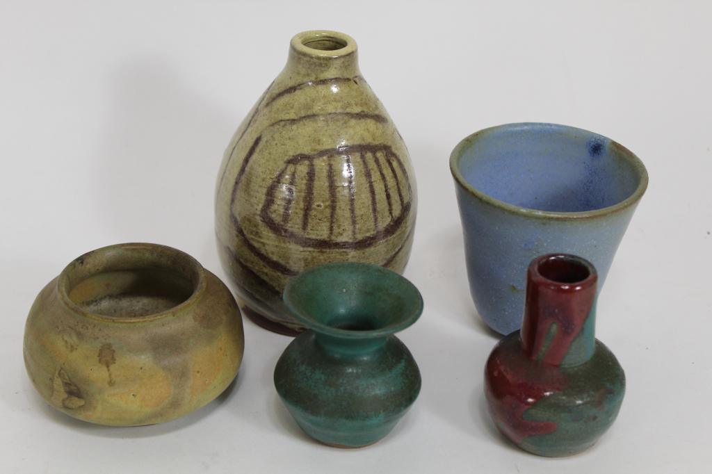 Collection Vintage Artist Signed Pottery (1 of 4)