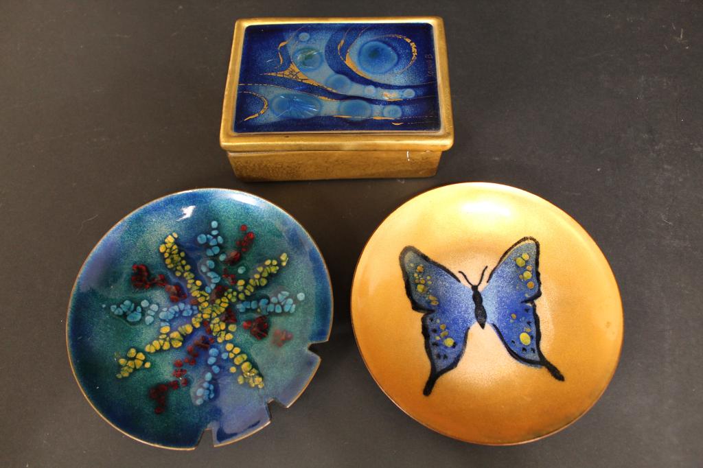 Mid Century Enamel Ware Items / Sascha B (1 of 6)