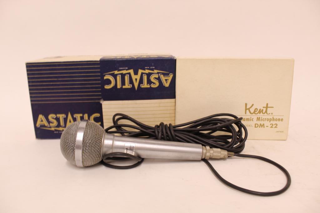 Vintage Microphones (1 of 6)