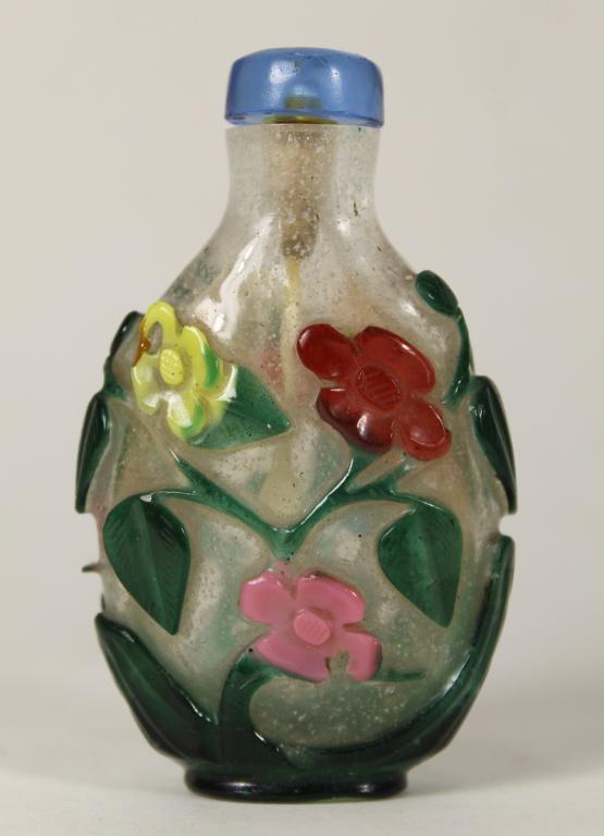 Chinese Overlay Glass Snuff Bottle (1 of 6)