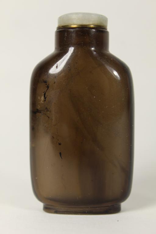 Chinese Carved Quartz Snuff Bottle (1 of 6)