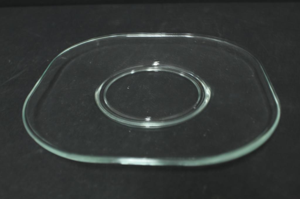 Joe Colombo Arno Clear Glass Plates (1 of 2)