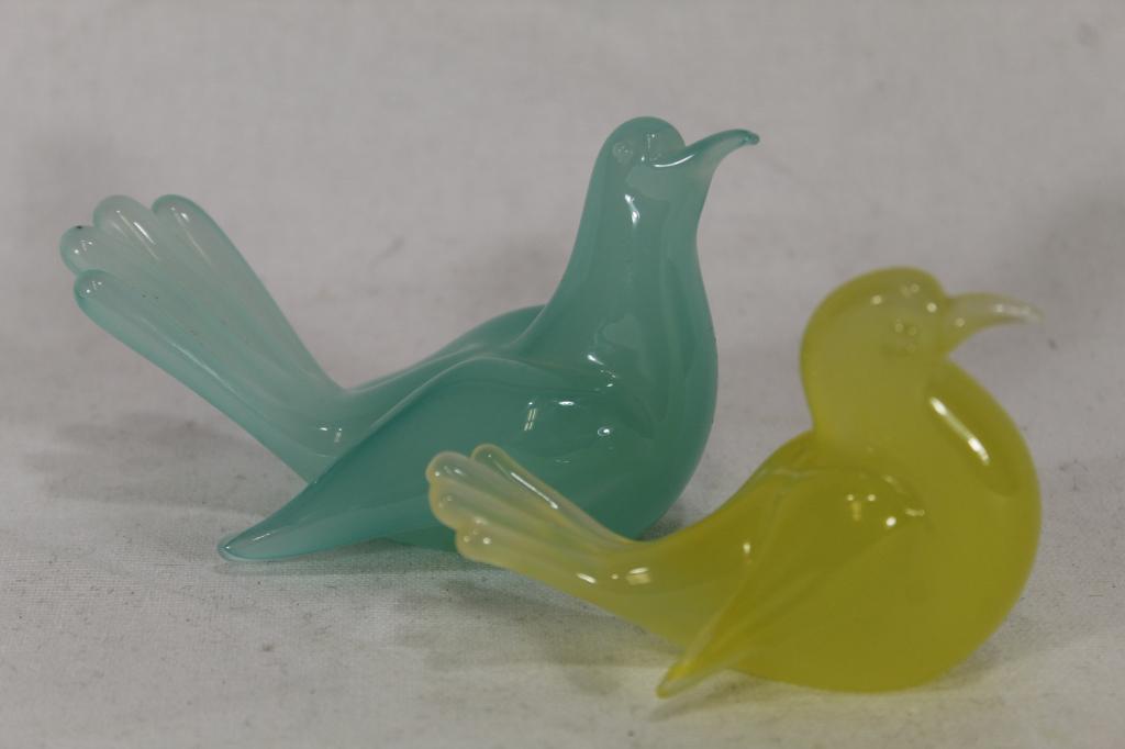 Archimede Seguso Murano Alabastro Glass Birds (1 of 5)