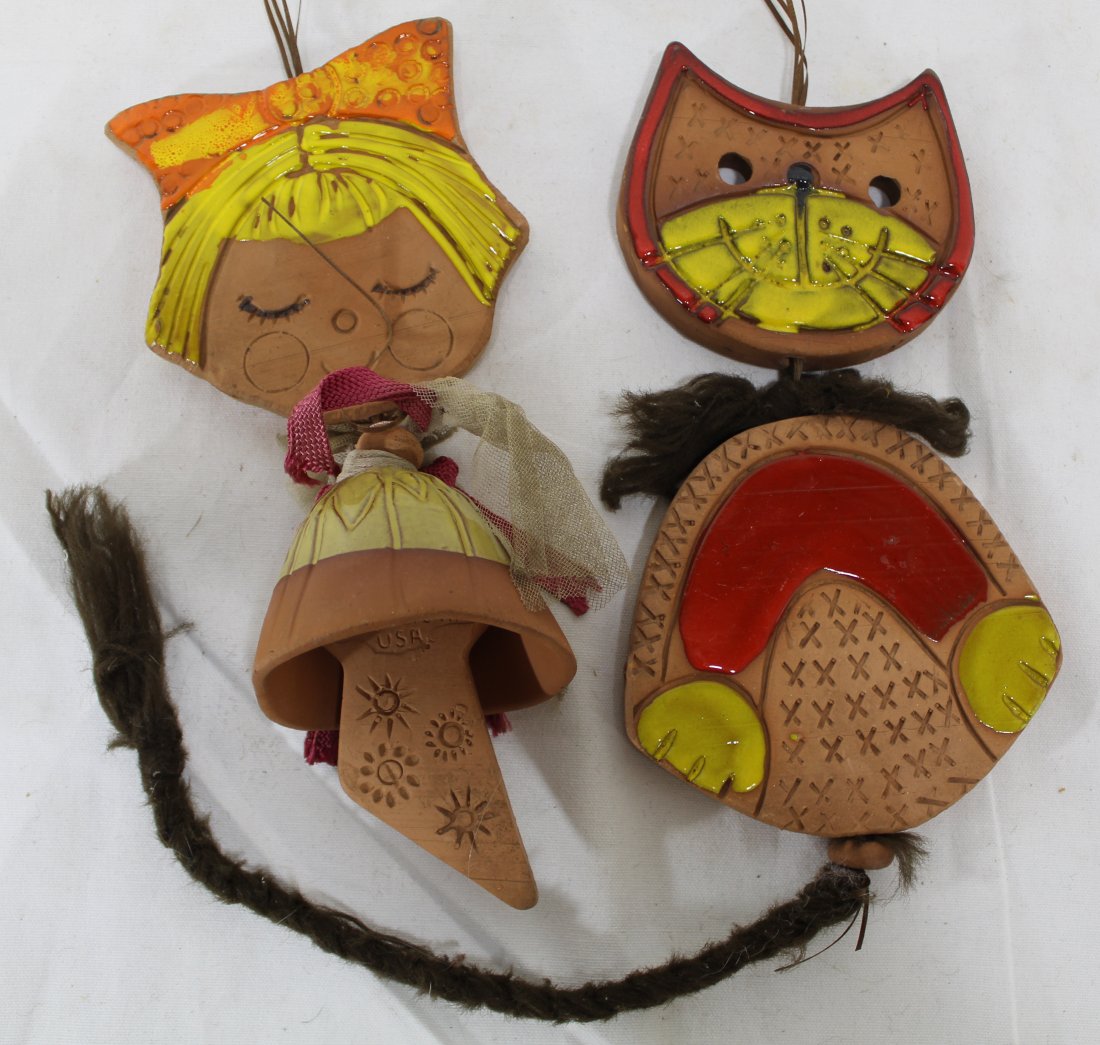 Pacific Stoneware Girl Wind Chime & Cat Plaque (1 of 6)