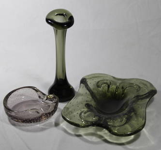 Murano Controlled Bubble Vase & Bowls: Mid century Venetian Murano bullicante controlled bubble pulled trumpet vase in smoke grey (8.25" H), freeform bowl in smokey green (9.25" x 7" x 1.5" H approx.), and ashtray / bowl in smokey clear (5