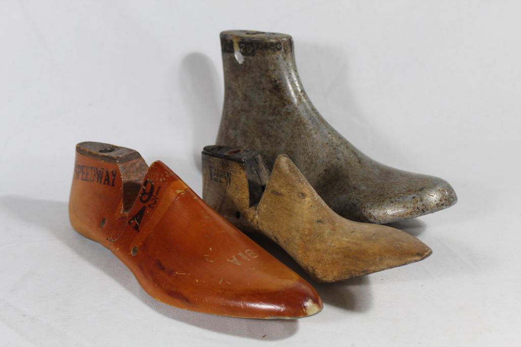 Antique Cobbler Shoe Form Lasts (1 of 6)